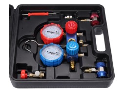 Sett for måling av trykk og tetthet i bilens klimaanlegg MECHANIC AC TESTER 1